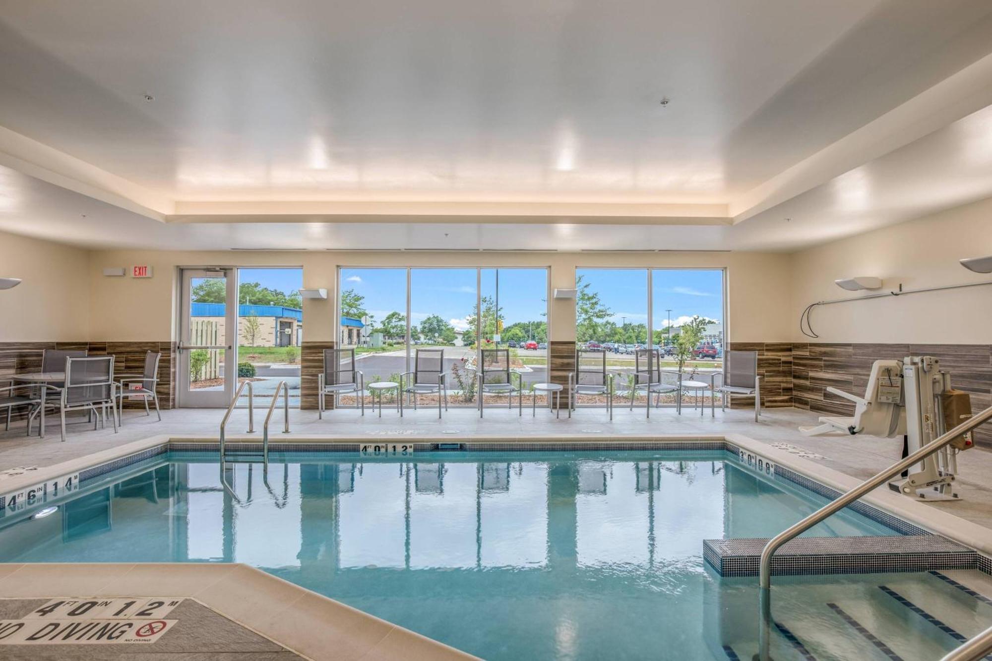 Fairfield Inn & Suites Whitewater 外观 照片