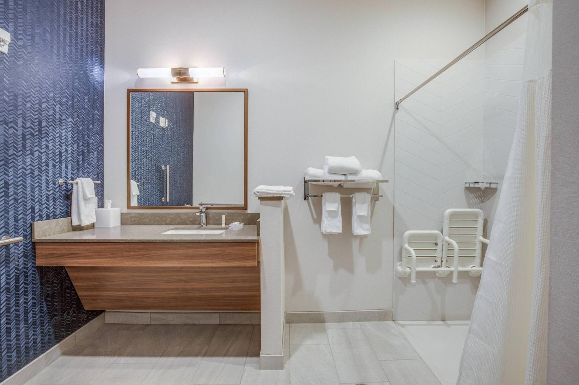 Fairfield Inn & Suites Whitewater 外观 照片